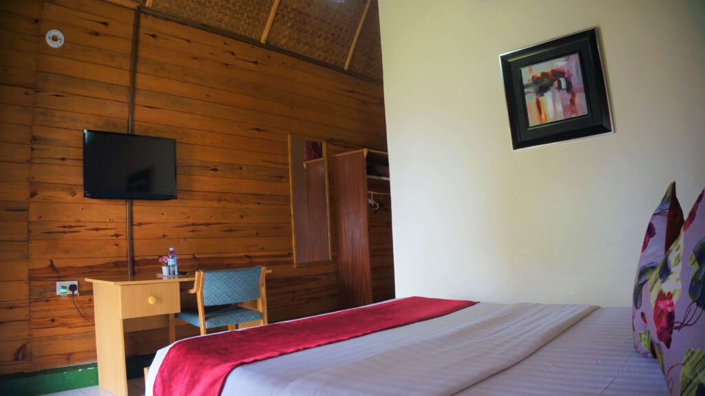 fort portal-hotel-ataco country resort-acommodation-tourist attraction-double-room