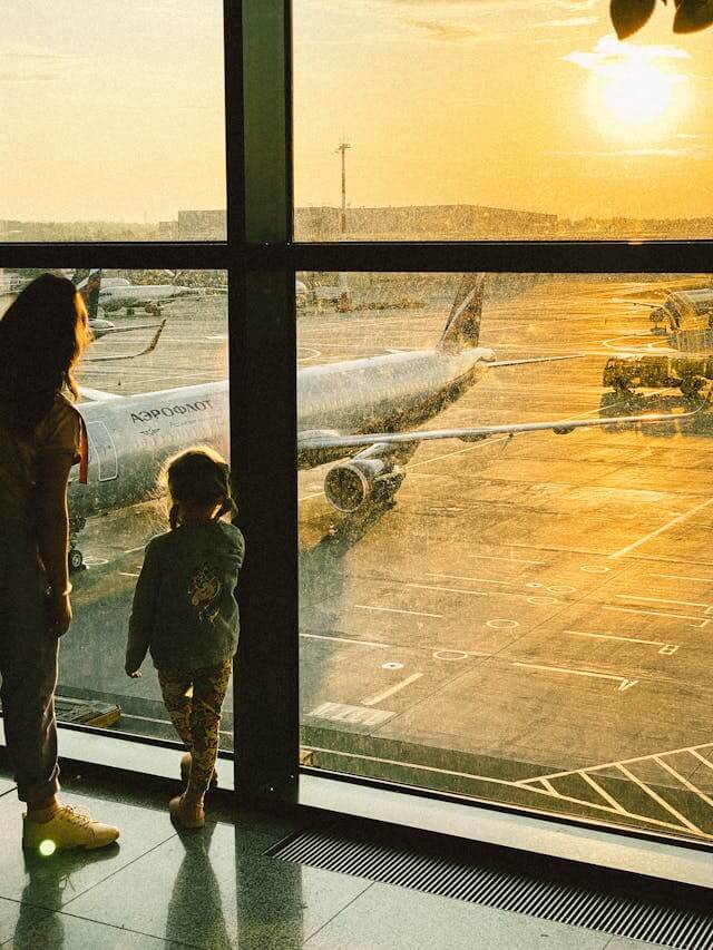 family-safari-guide-uganda-airport-toddlers