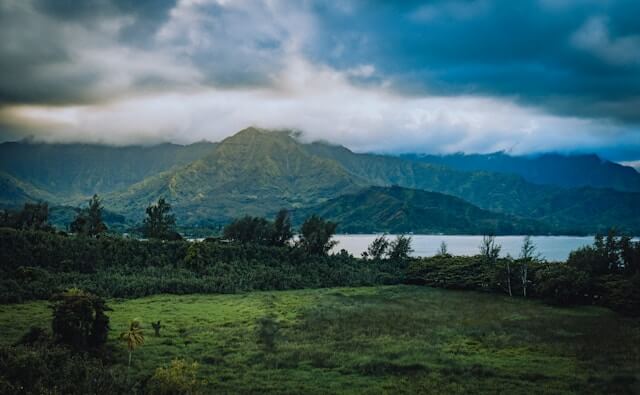 beste-reisezeit-uganda-mountain